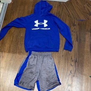 UNDER ARMER SET sweatshirt and shorts